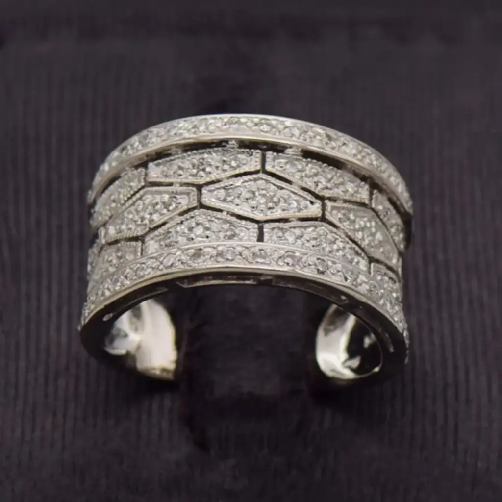 9ct White Gold Dress Ring
