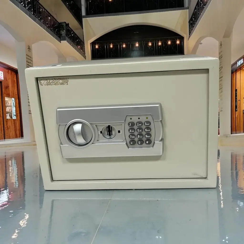 Yale Burglar Resistant Safe Safe Locker (Keypad)