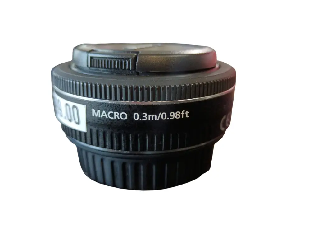 Canon Macro 40Mm Lens (0.3M/0.98Ft) - View 2