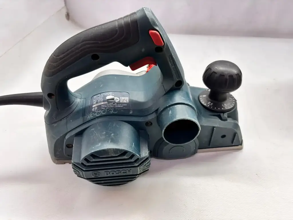 Bosch Planer Gho 700