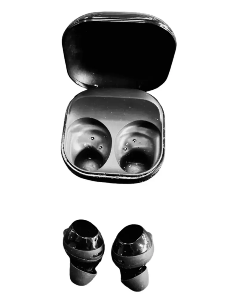 Samsung R410 Earbuds - View 4