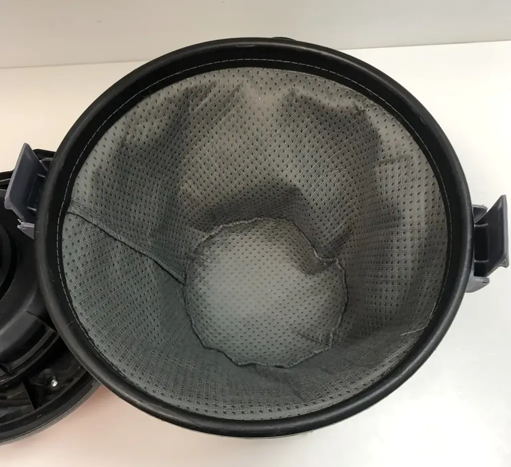 Bennett Read Tough 12 Wet-Dry-Blow Vacuum Cleaner - View 2