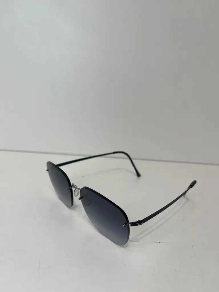 Lindberg Spirit Titanium Rimless Sunglasses - View 4