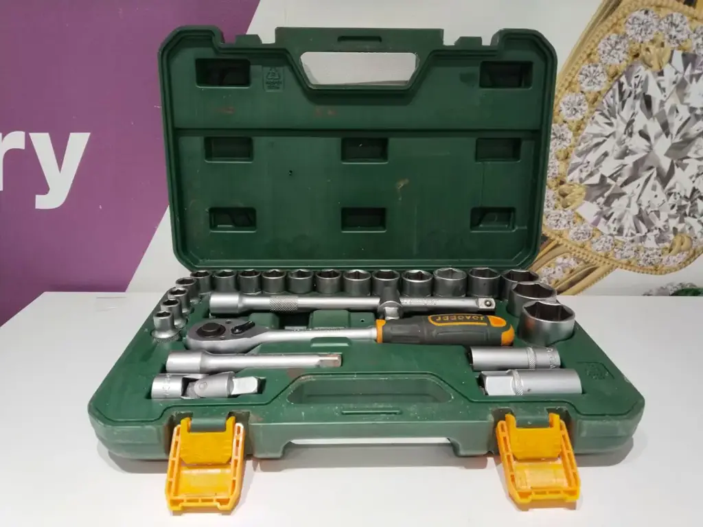 Jadever 24Pc Socket Set