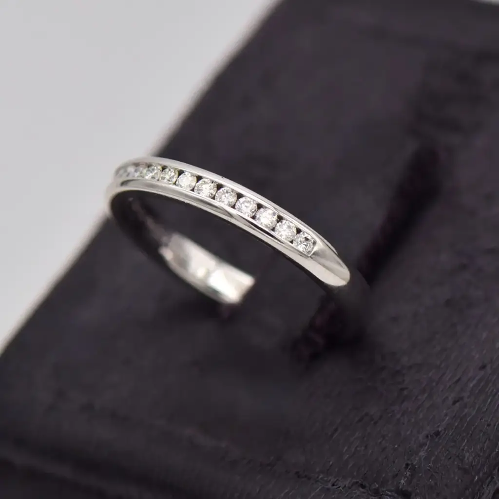 18ct White Gold 1/2 Eternity Ring