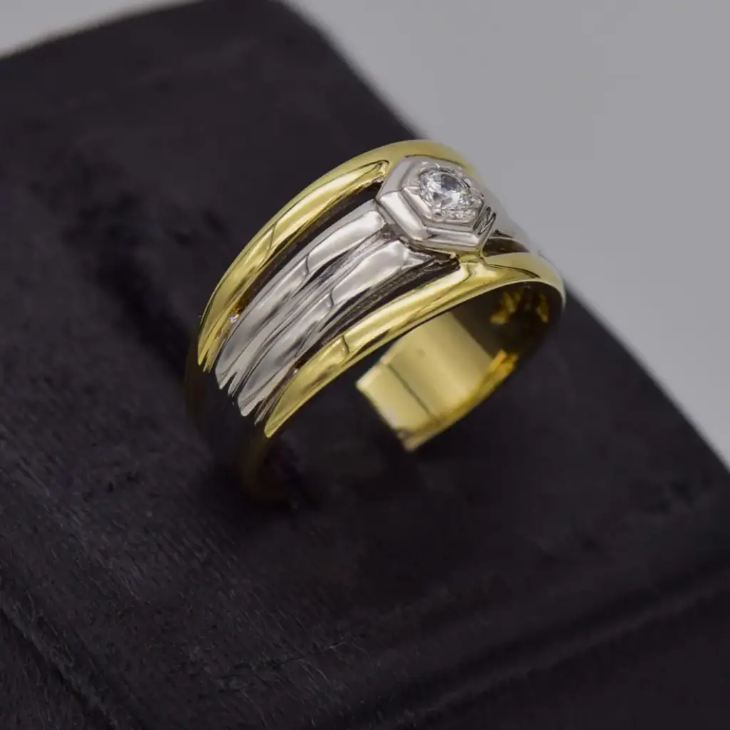 9ct Yellow Gold Dress Ring - View 2