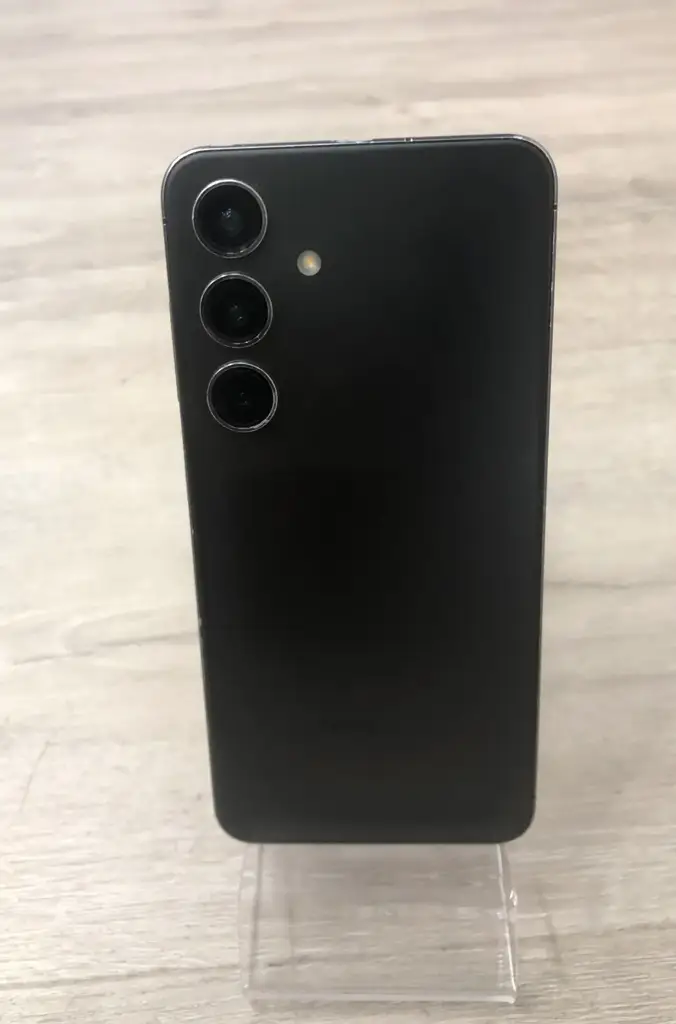 Samsung Galaxy S24 256Gb - View 2