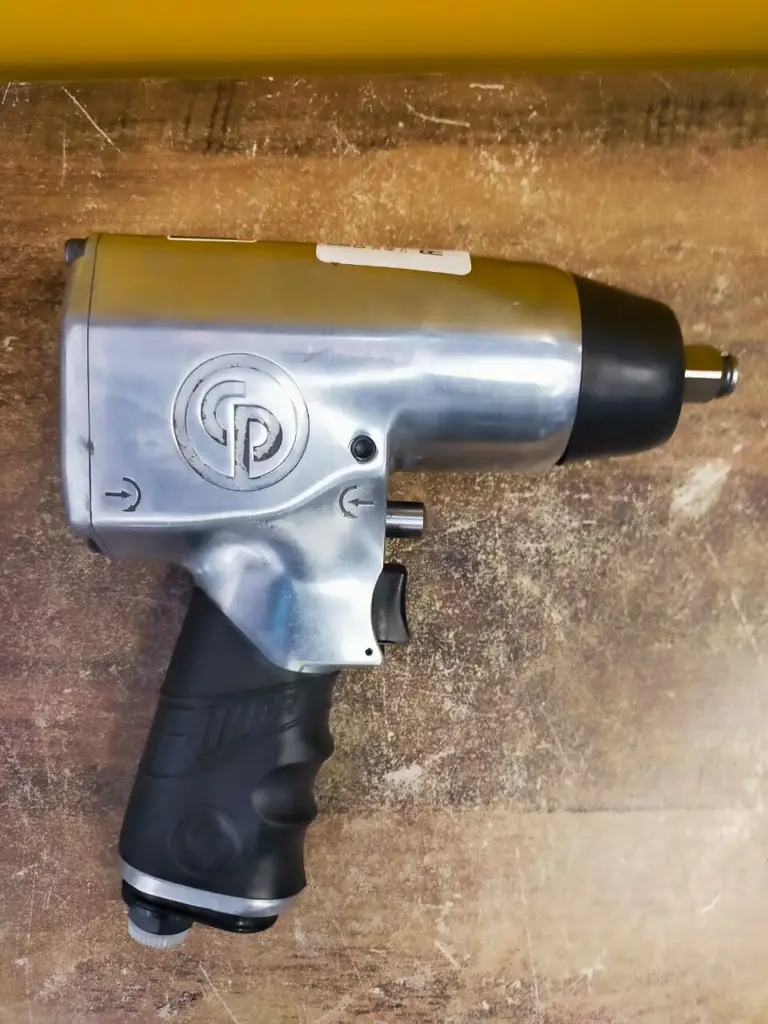Chicago Pneumatic Cp734h Air Wrench - View 2