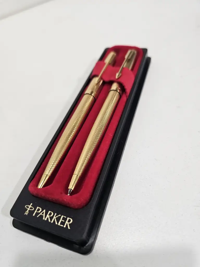 Parker Gold Pen And Pencil Set