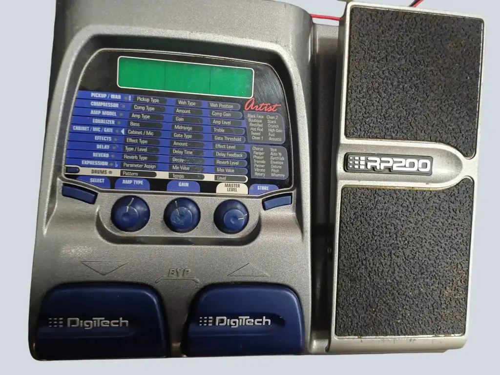 Digitech Rp200 Multi-Effects Guitar Processor,