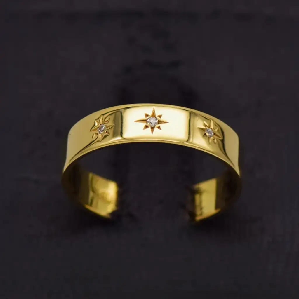 18ct Yellow Gold Wedding Band Patterned
