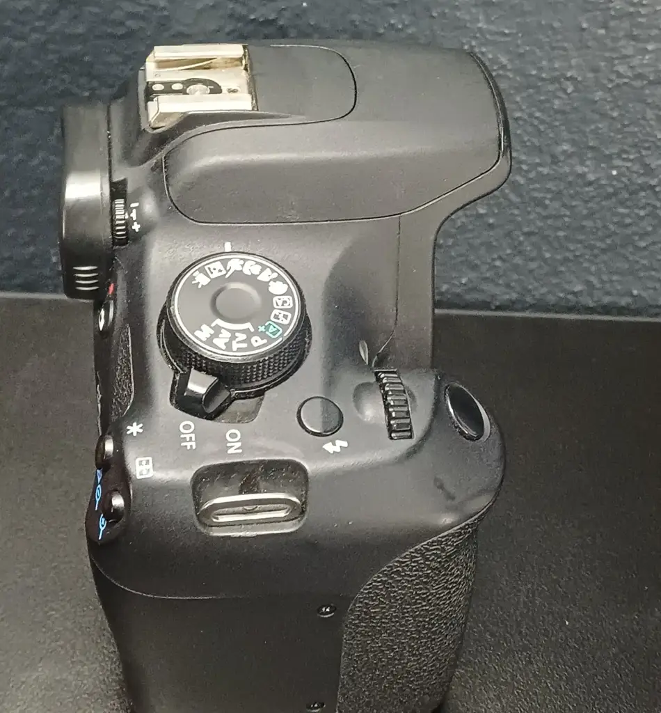 Canon 1200D Camera Body Only - View 3