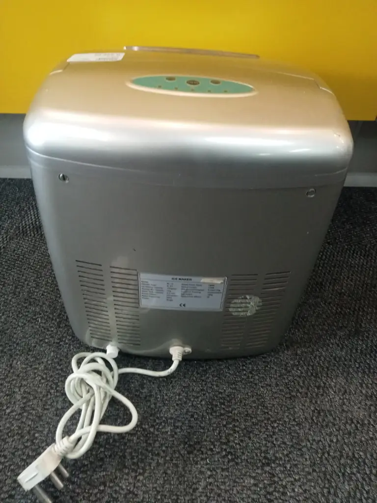 Mighty Ice Maker Bl-15 - View 4