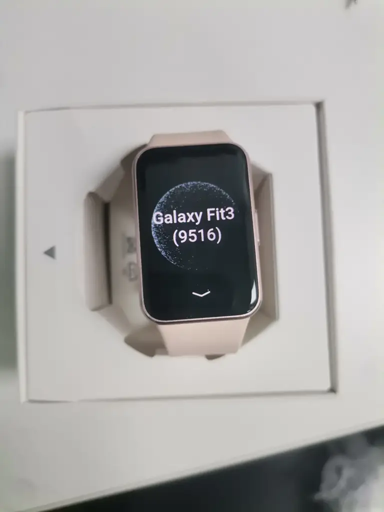 Samsung Galaxy Fit 3 - View 2