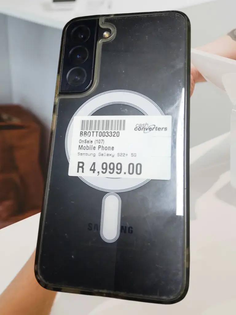 Samsung Galaxy S22 5G - View 2