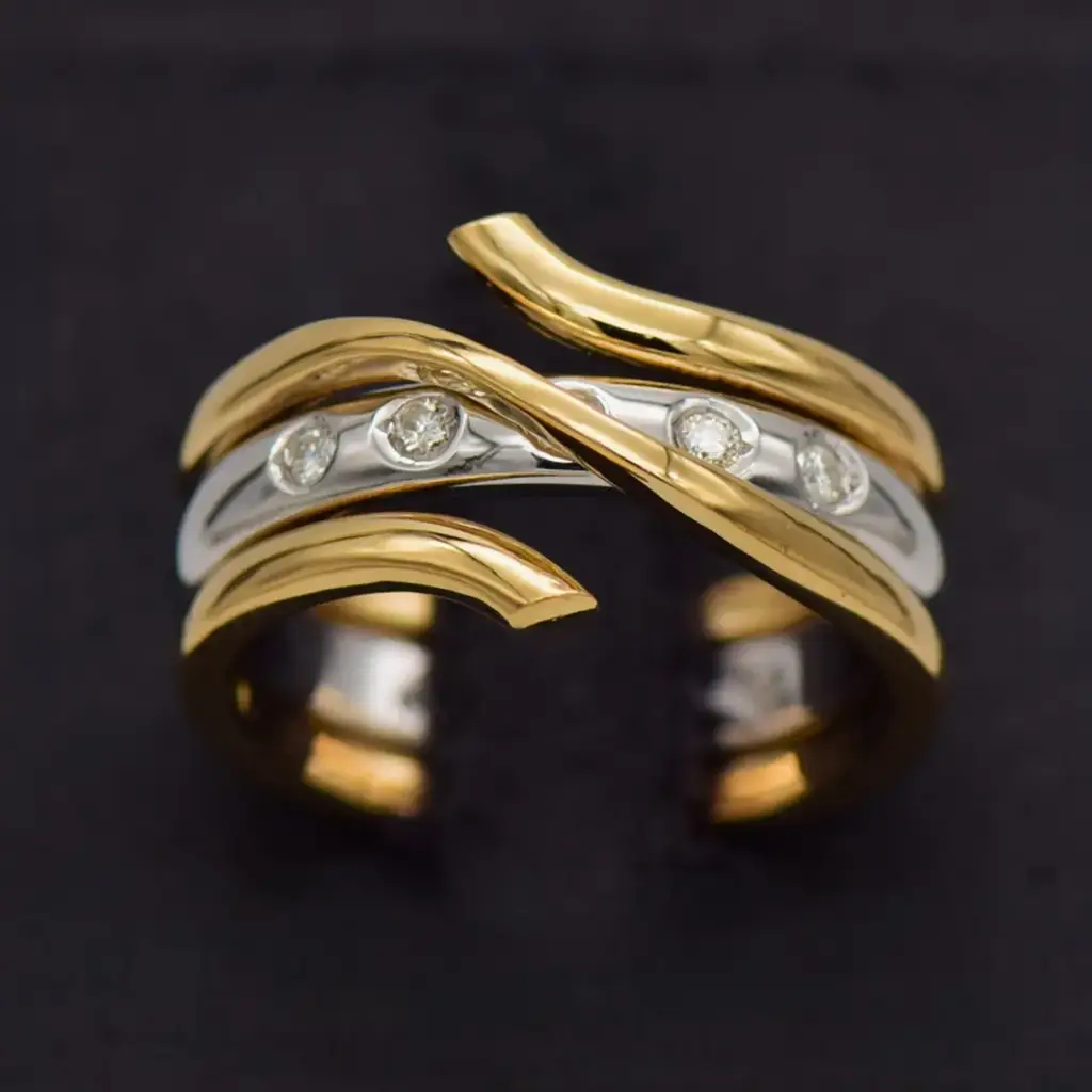 18ct Two Tone Gold Wedding Ring Twin Set