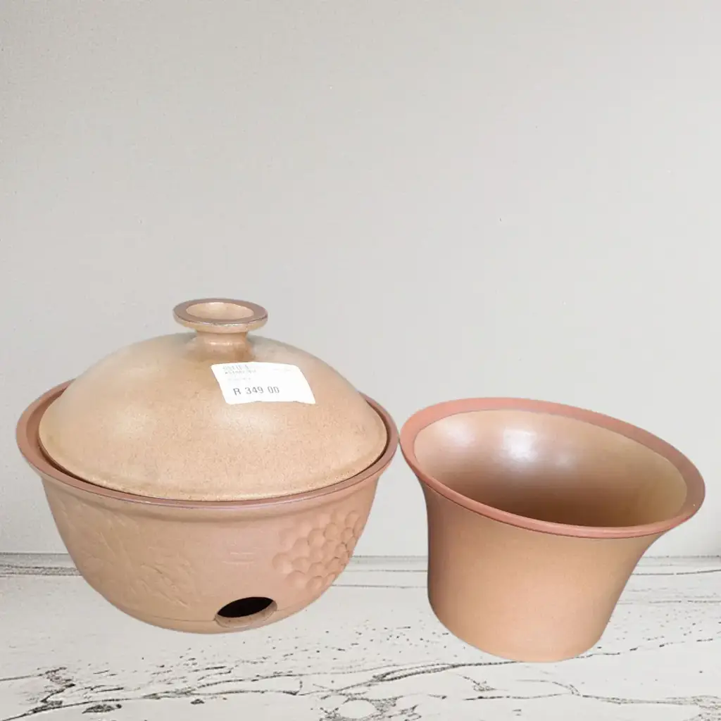 4 Piece Clay Pots