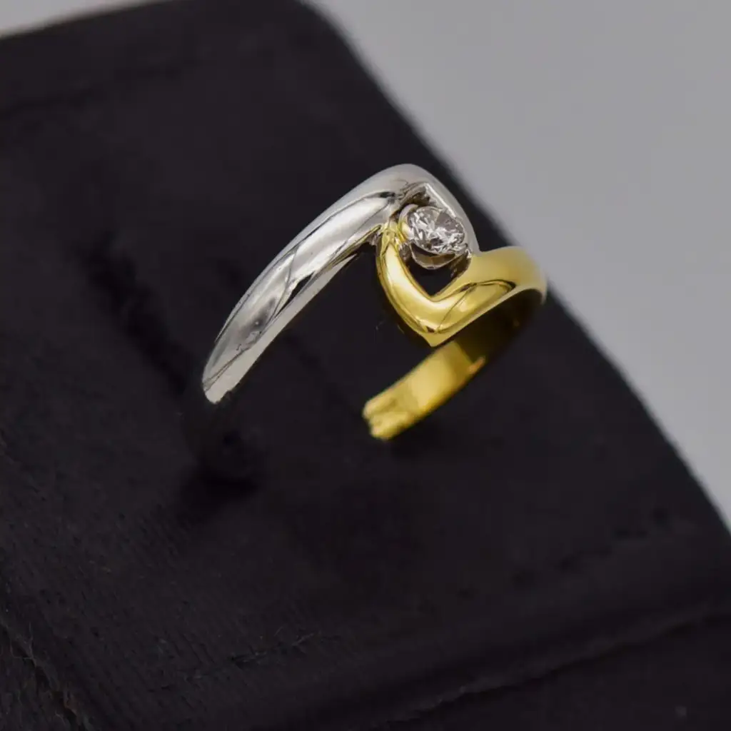 18ct Two Tone Gold Dress Ring - View 2