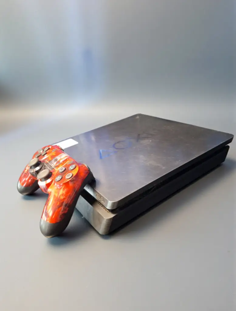Sony Playstation 4 Cuh-2216B - View 2