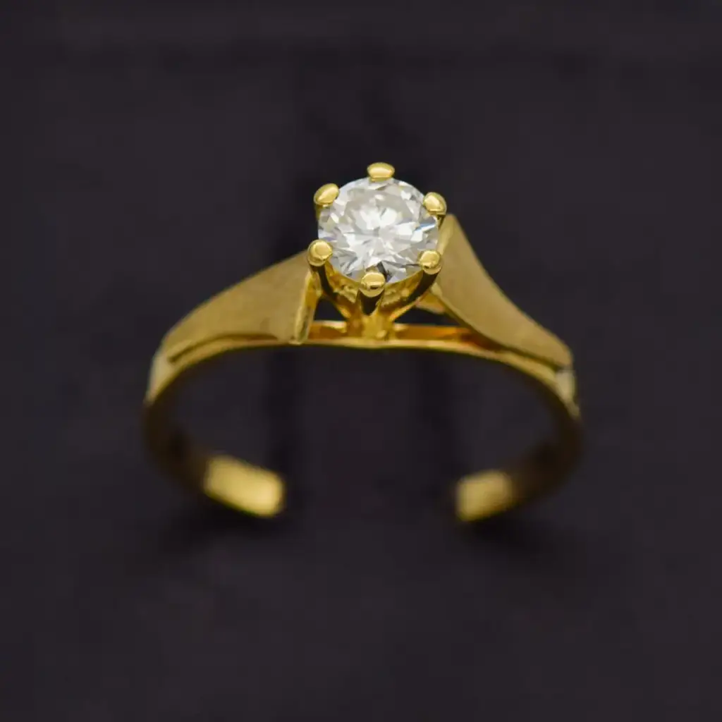 18ct Yellow Gold Engagement Ring