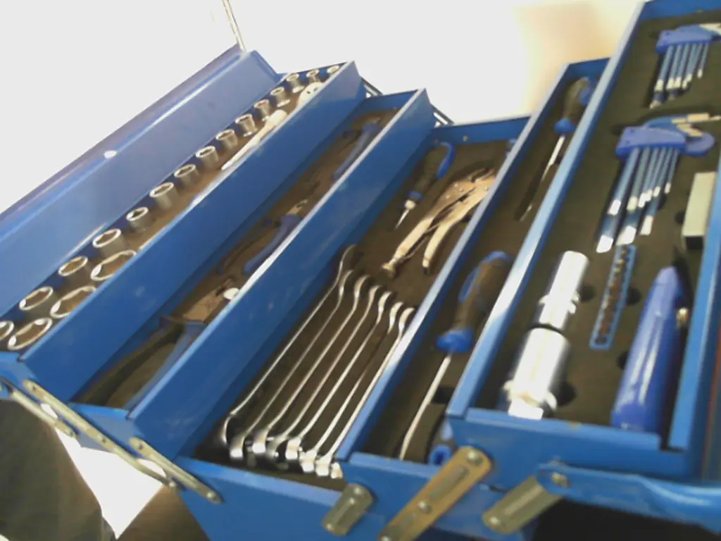Trade Professional 85 Piece 5 Tray Toolkit - View 2