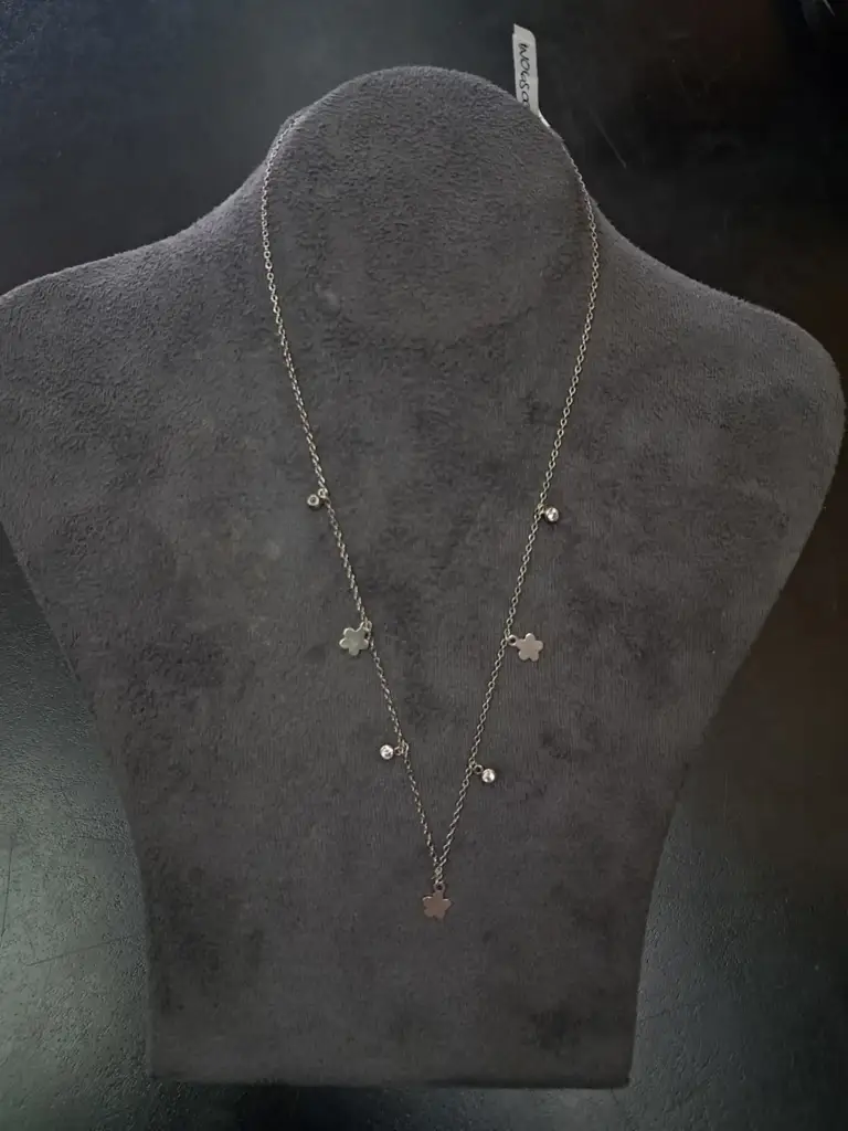 925 Sterling Silver Clover Station Necklace