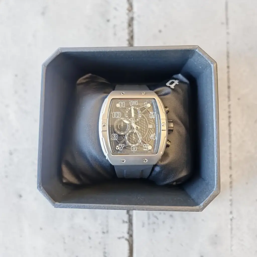 Police Gb000631 Analogue Watch - View 2