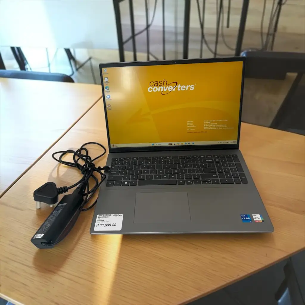 Dell Vostro 5620 Laptop