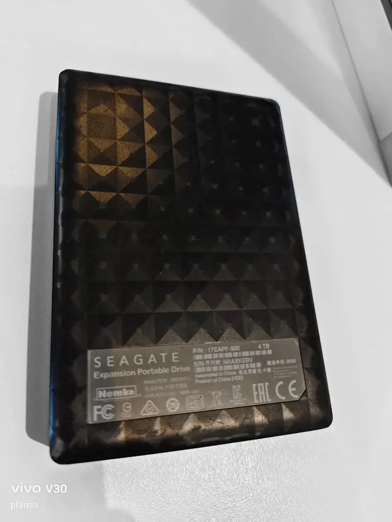 Seagate 4Tb External Hard Drive - View 2