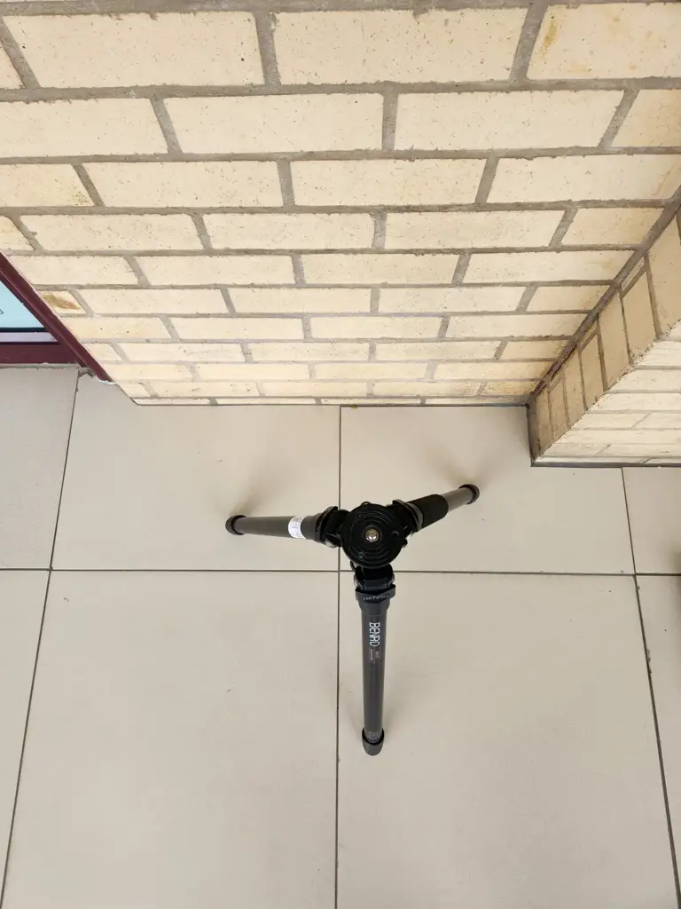Benro A3570t Tripod Camera Stand - View 3