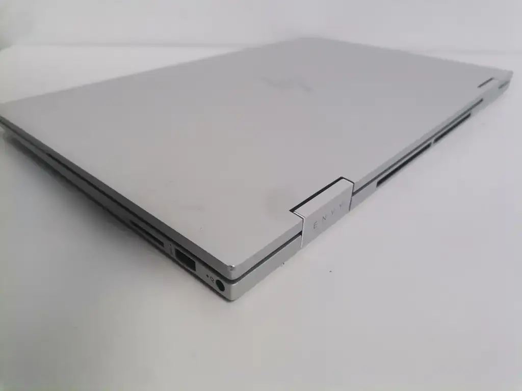 Hp Envy X360 15 Intel I7-11Th Gen(Dent At The Back & Few Scratches) - View 4
