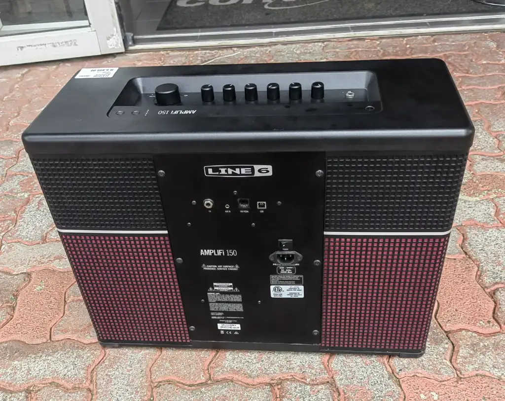 Line 6 Amplifi 150 Modeling Guitar Amp - View 2
