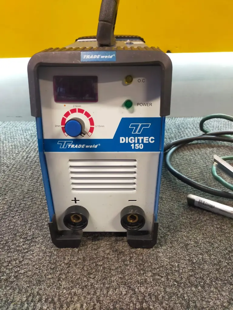 Tradeweld Digitec 150 Welding Machine - View 4