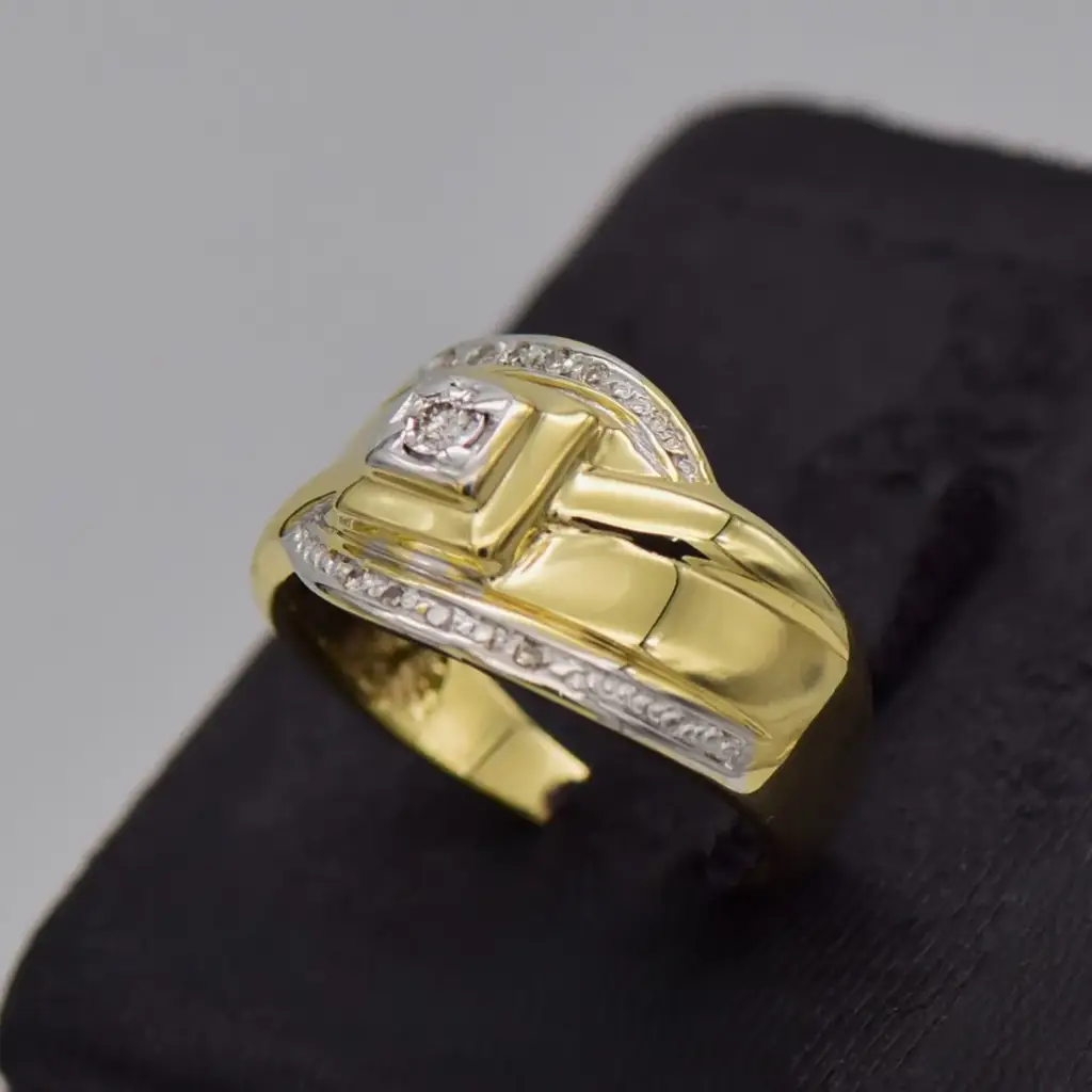 9ct Yellow Gold Dress Ring - View 3