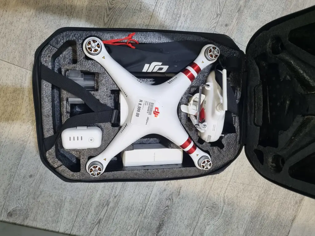 Phantom 3 Standard Drone - View 2