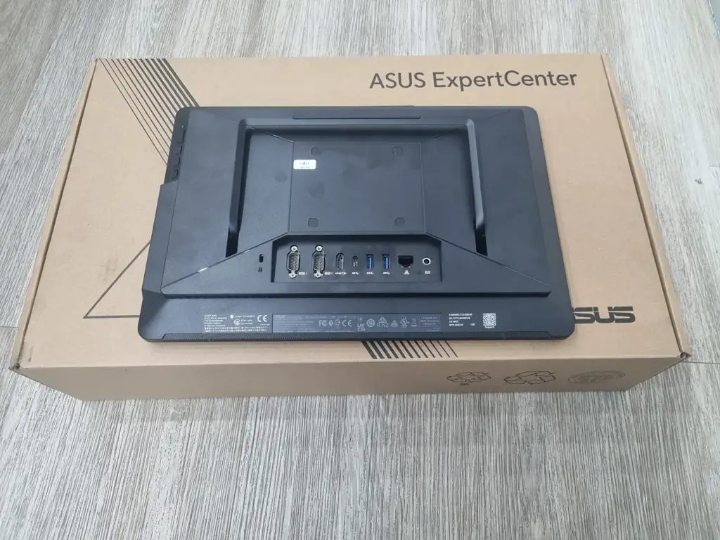 Asus Expertcenter All-In-One Computer - View 4
