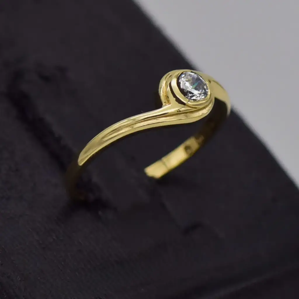 9ct Yellow Gold Dress Ring - View 2