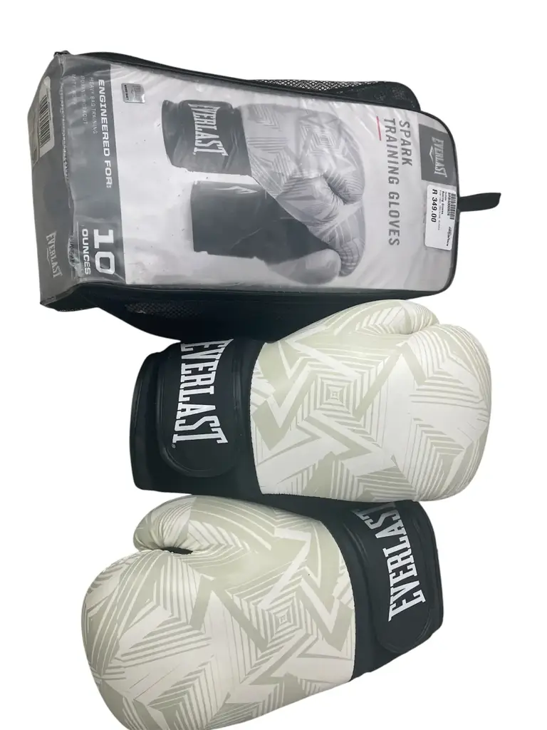 Everlast Training Gloves - View 2