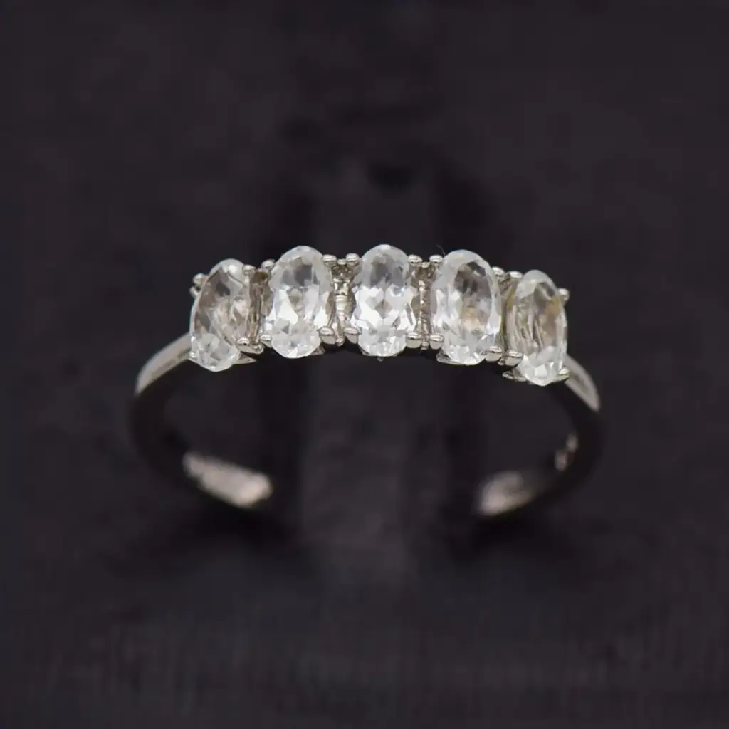 9ct White Gold Dress Ring