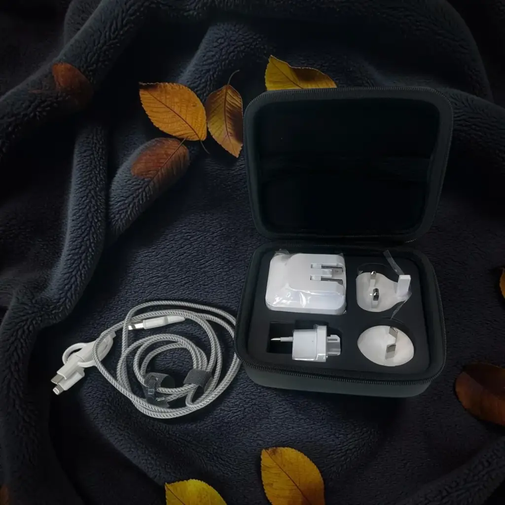 Travel World 6.8 -4 Usb Wall Charger Kit