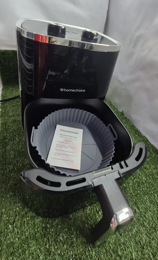 Accent 4L Air Fryer (Unused, New)