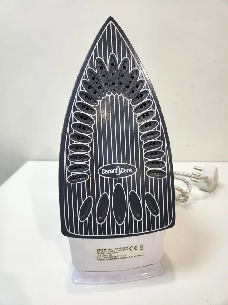 Ariete 2000W Steam Iron - View 3