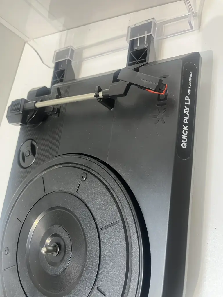 Ion Quick Play Lp Conversion Turntable - View 2