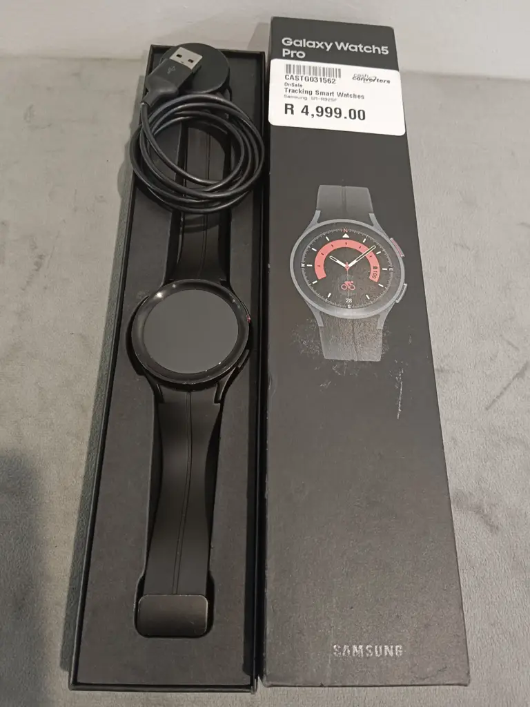 Samsung SM-R925F Tracking Smart Watches - View 2