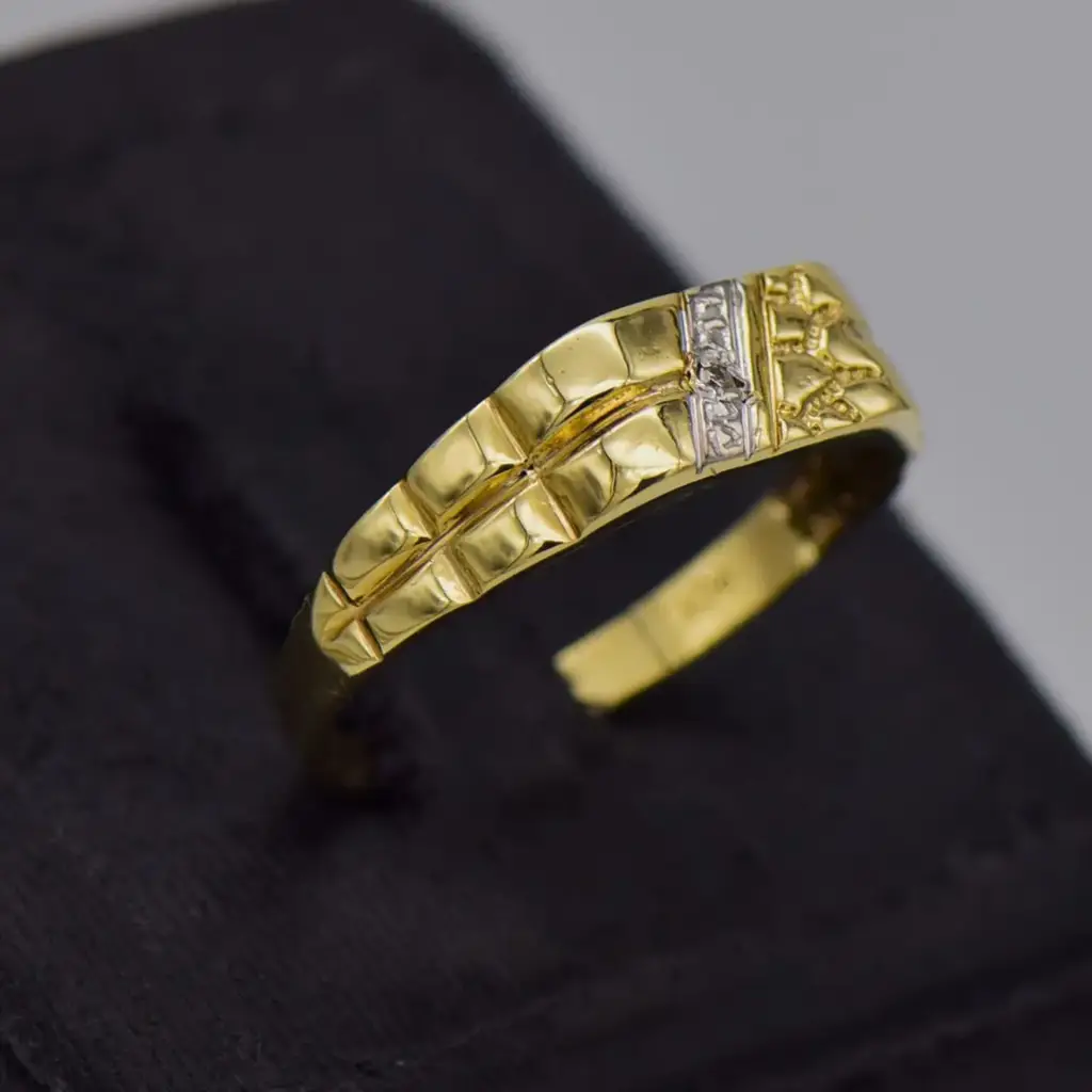 9ct Yellow Gold Men's Ring - View 2