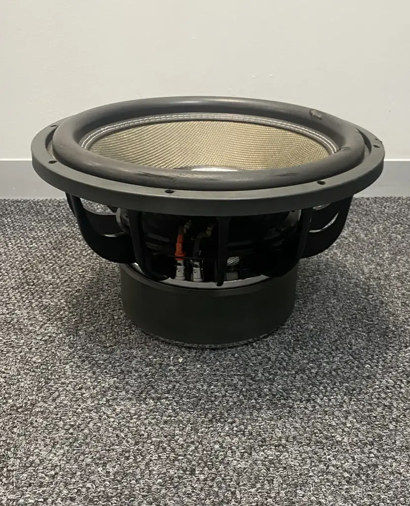 Targa Tg-C1543 15" 10 000W Competition Subwoofer - View 2
