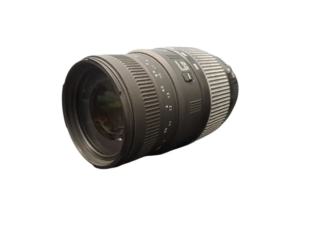 Sigma 18-200Mm F/3.5-6.3 Dc Camera Lens - View 3