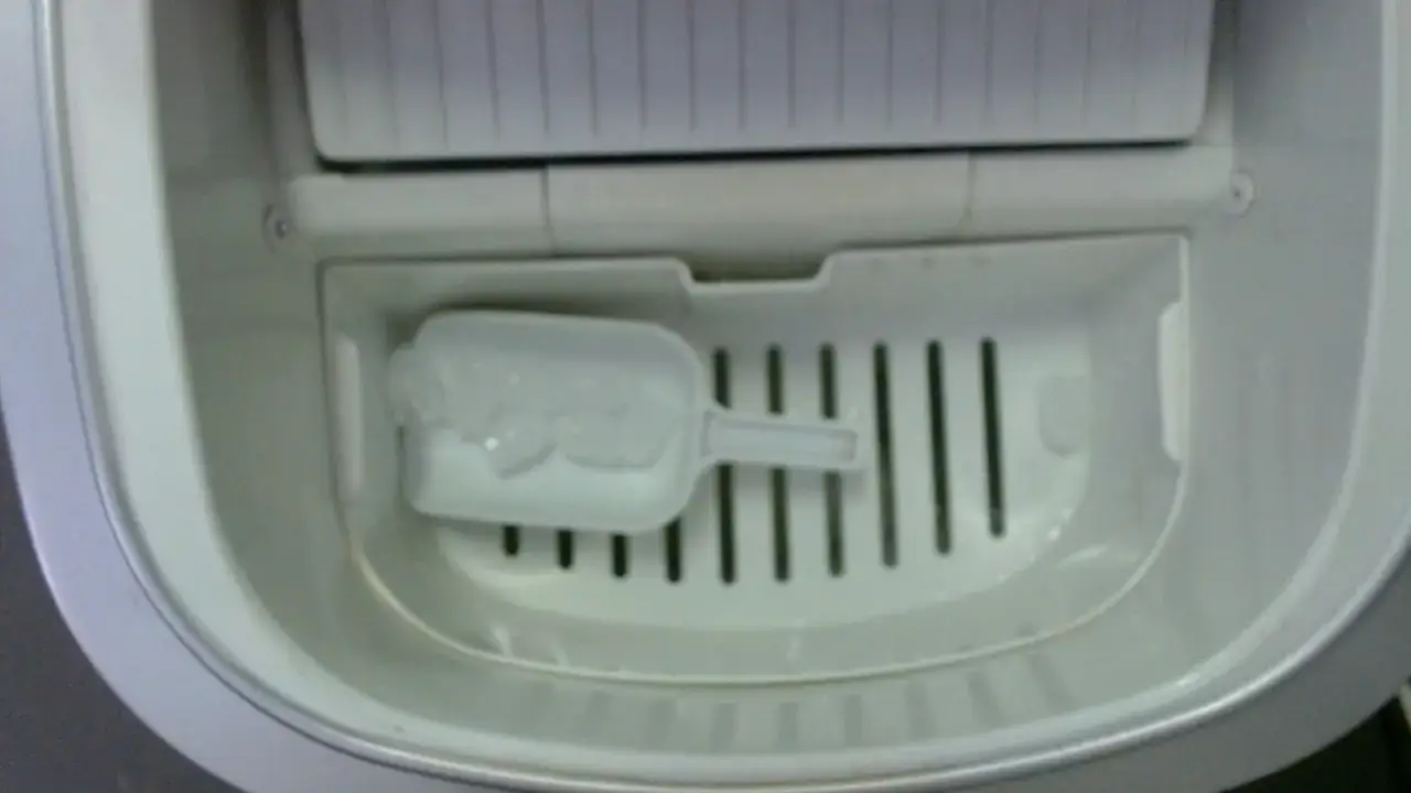 Mighty BL-15 ice maker