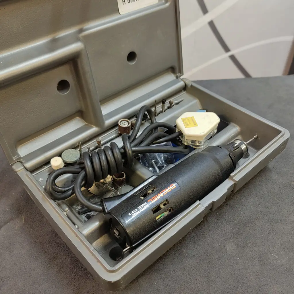 Dremel 258-5 Engraver - View 4