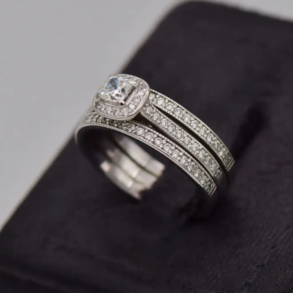 18ct White Gold Wedding Ring Trip Set - View 3